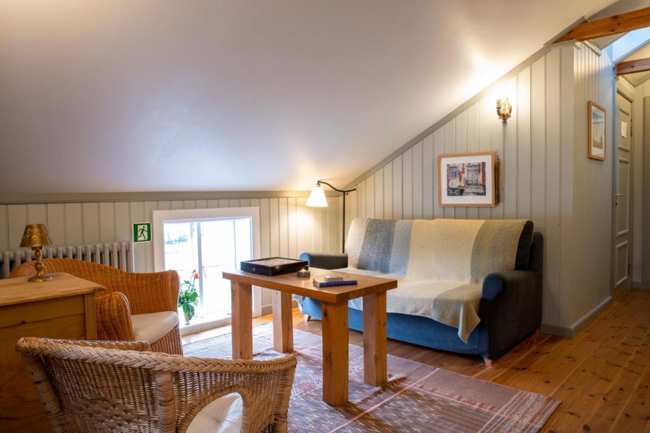 Hotel Flatey Flatey  エクステリア 写真